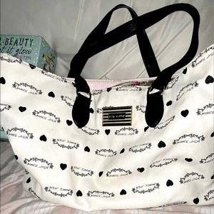 White and black floral Betsey Johnson shoulder bag